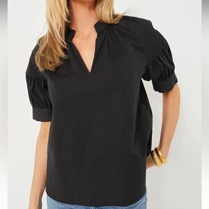 Black Ruthie Blouse
TUCKERNUCK